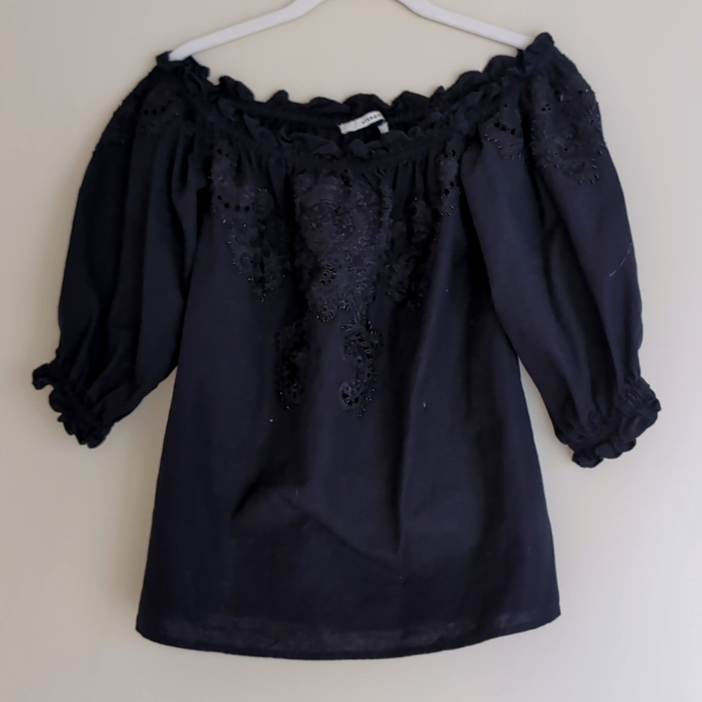 Uterque off-shoulder linen top in S